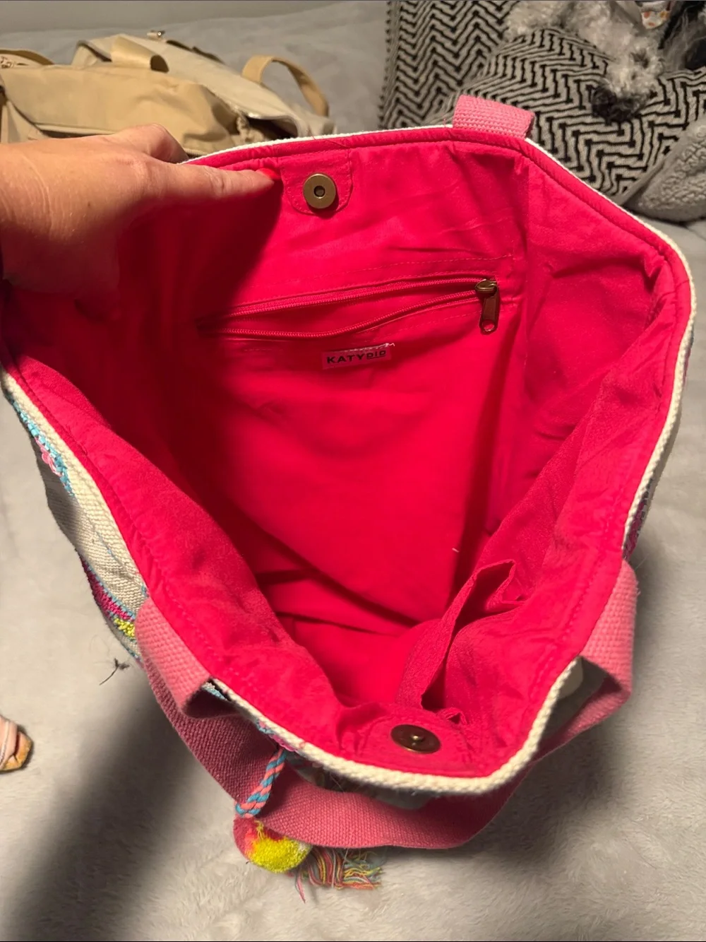 Katydid Pink and Yellow Daisy Heart Tote